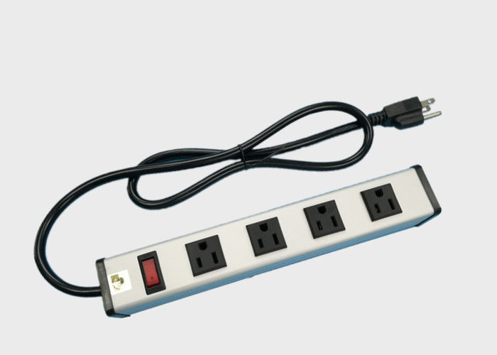 Striscia di potere dello sbocco di modo del metallo 4 multi con l'interruttore on-off per l'officina/ufficio