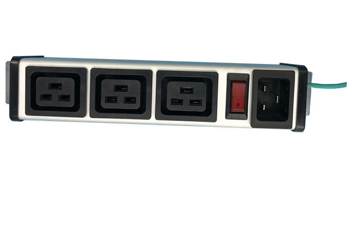 Unità di distribuzione di energia di alluminio della PDU di modo di Shell 3 con l'IEC controllato 320 C19 del commutatore