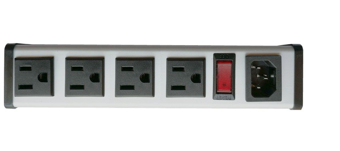 Il potere astuto Hardwired della PDU di 4 sbocchi spoglia 5